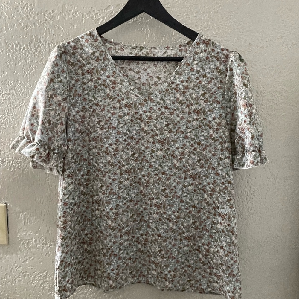 Emery‎ Rose Women’s Floral Peasant V-Neck Ruffle Sleeve Top Size Large